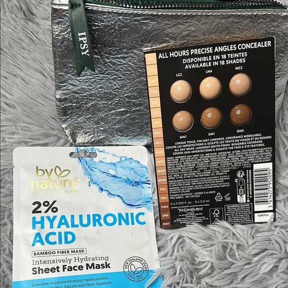 Yves Saint Laurent Beauty Set in Ipsy Silver Pouch & Hyaluronic Acid Face Mask - Picture 7 of 9